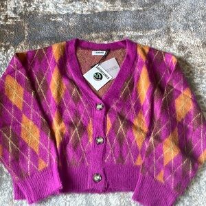 Pink daydreamer cropped cardigan sweater